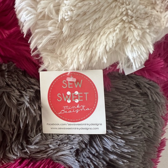 Sew Sweet Minky Shag Strip Adult Size Minky New With Tags - Picture 2 of 9